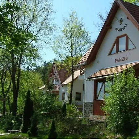 Szarvas Panzio Apartamento Erdőbénye