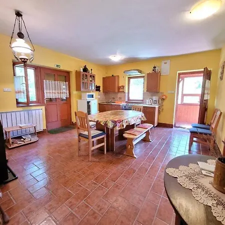 Szarvas Panzio Apartamento *